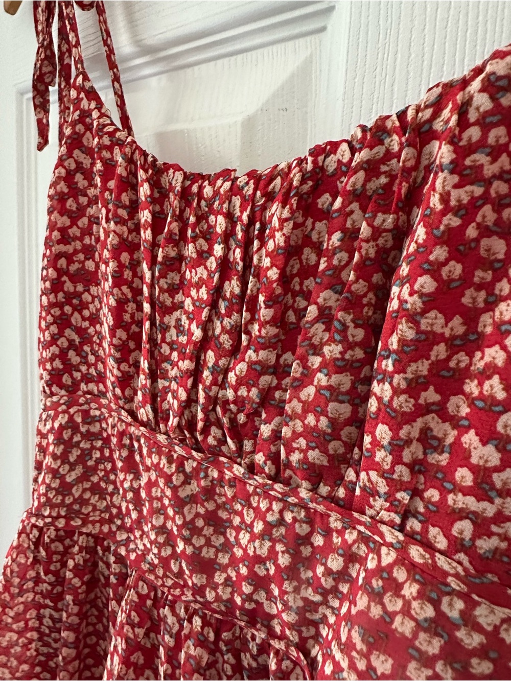 Princess Polly Red Floral Tie Strap Smocked Mini Dress US 0 - Picture 3 of 5